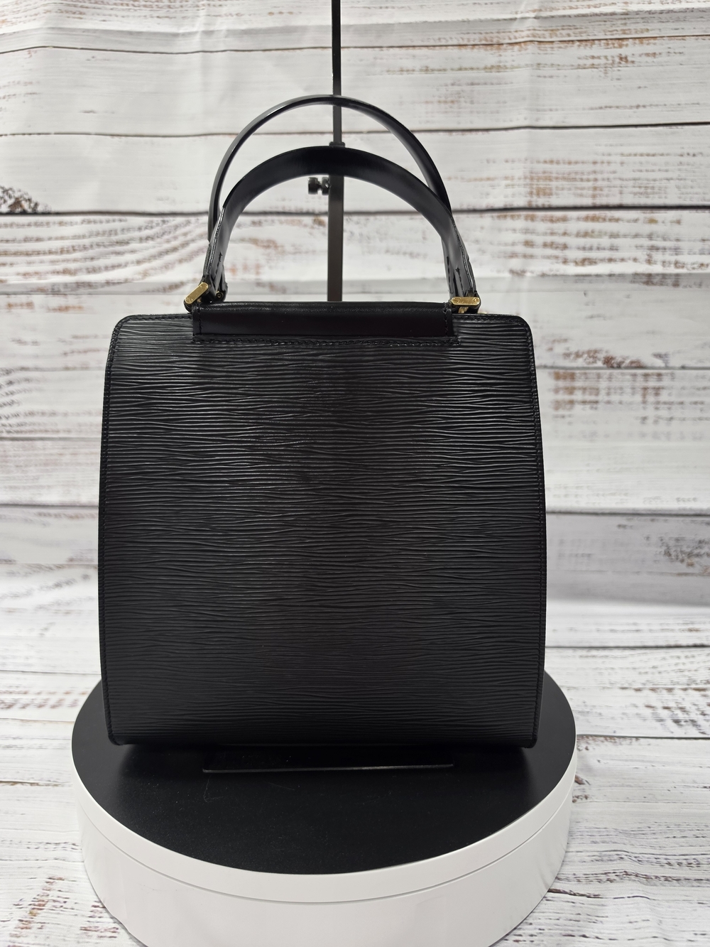 Louis Vuitton Black Epi Leather Figari PM - Picture 2 of 10
